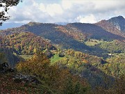 56 Ed ora partenza per il Pizzo Cerro, prima cimetta a sx nella foto